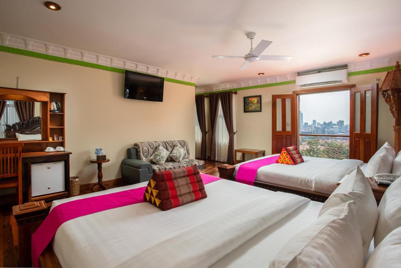 Okay Palace Hotel Phnom Penh Exterior photo