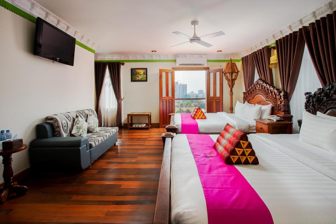 Okay Palace Hotel Phnom Penh Exterior photo