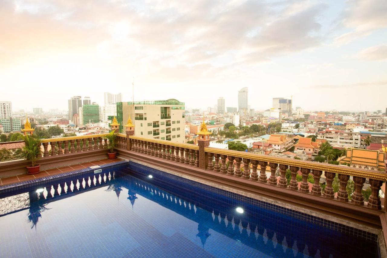 Okay Palace Hotel Phnom Penh Exterior photo